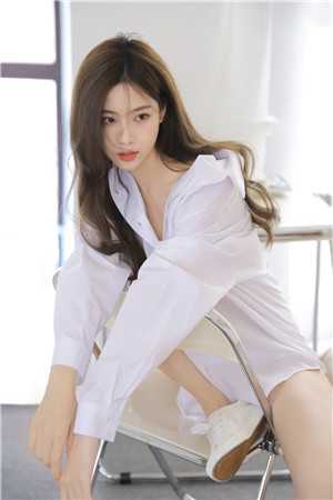 被疯批大佬盯上后，她每天撒娇求放过书目